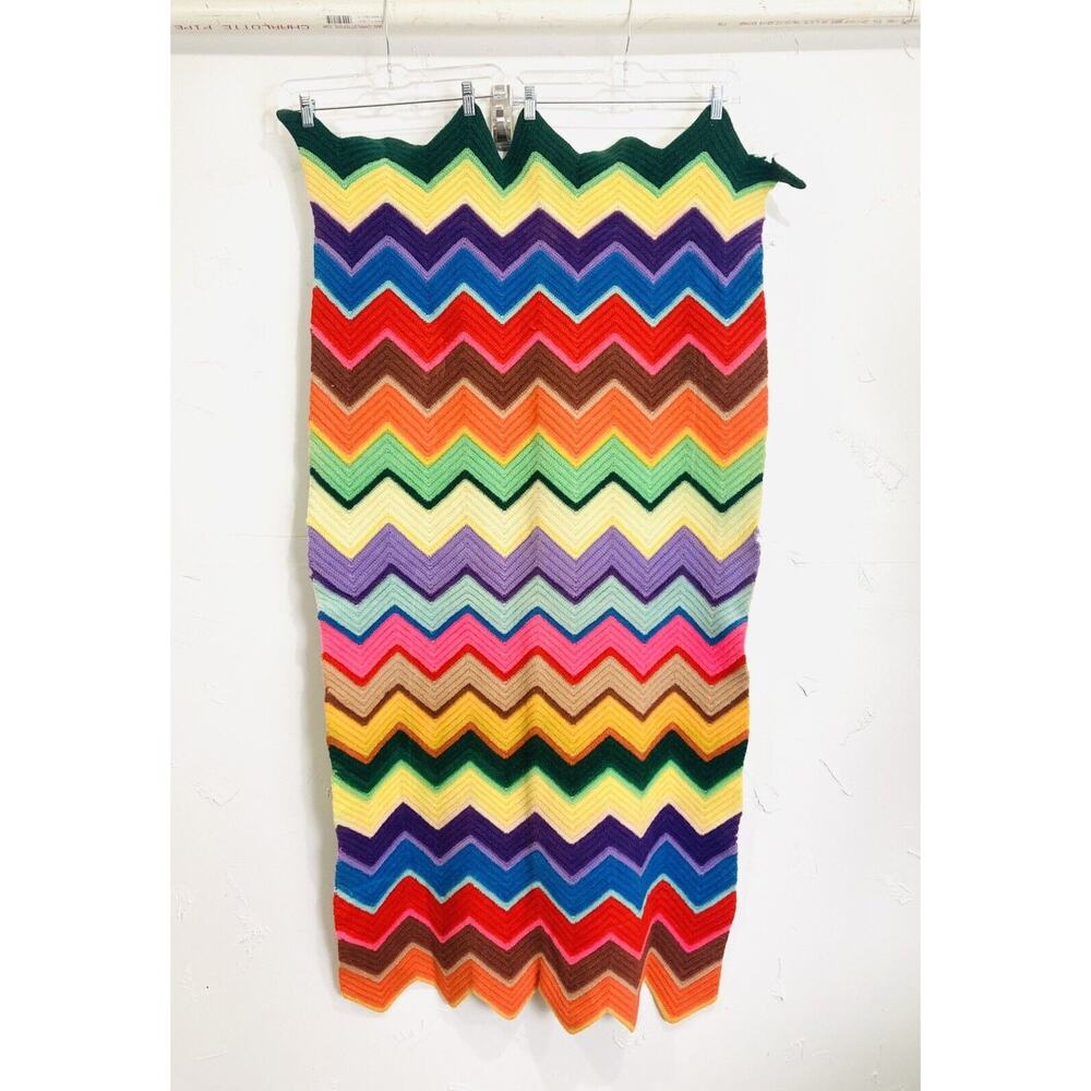 Handmade 70s Crochet Throw Chevron Blanket Cottagecore Zigzag Afghan Wool Felted - Picture 4 of 9